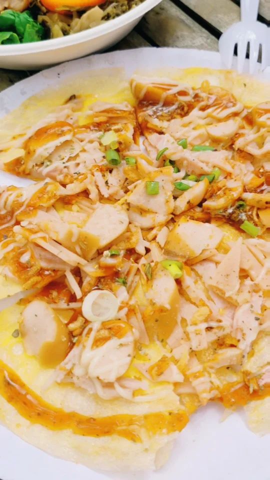 Let duck พาเที่ยว " กาดบะป๊าว " 🥥🌴 #รีวิวเชียงใหม่ #รีวิวอาหาร #รีวิวของกิน #พิซซ่าเวียดนาม #อร่อยบอกต่อ #เที่ยวเชียงใหม่